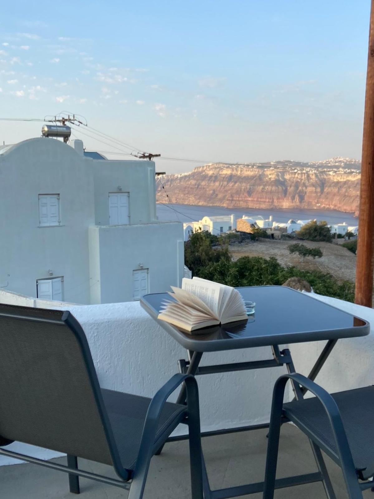 Villa Solasta #2 With Jacuzzi In Santorini อาโกรตีรี ภายนอก รูปภาพ